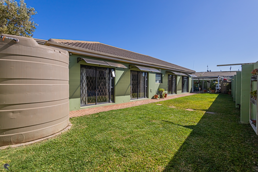 3 Bedroom Property for Sale in Country Club Western Cape
